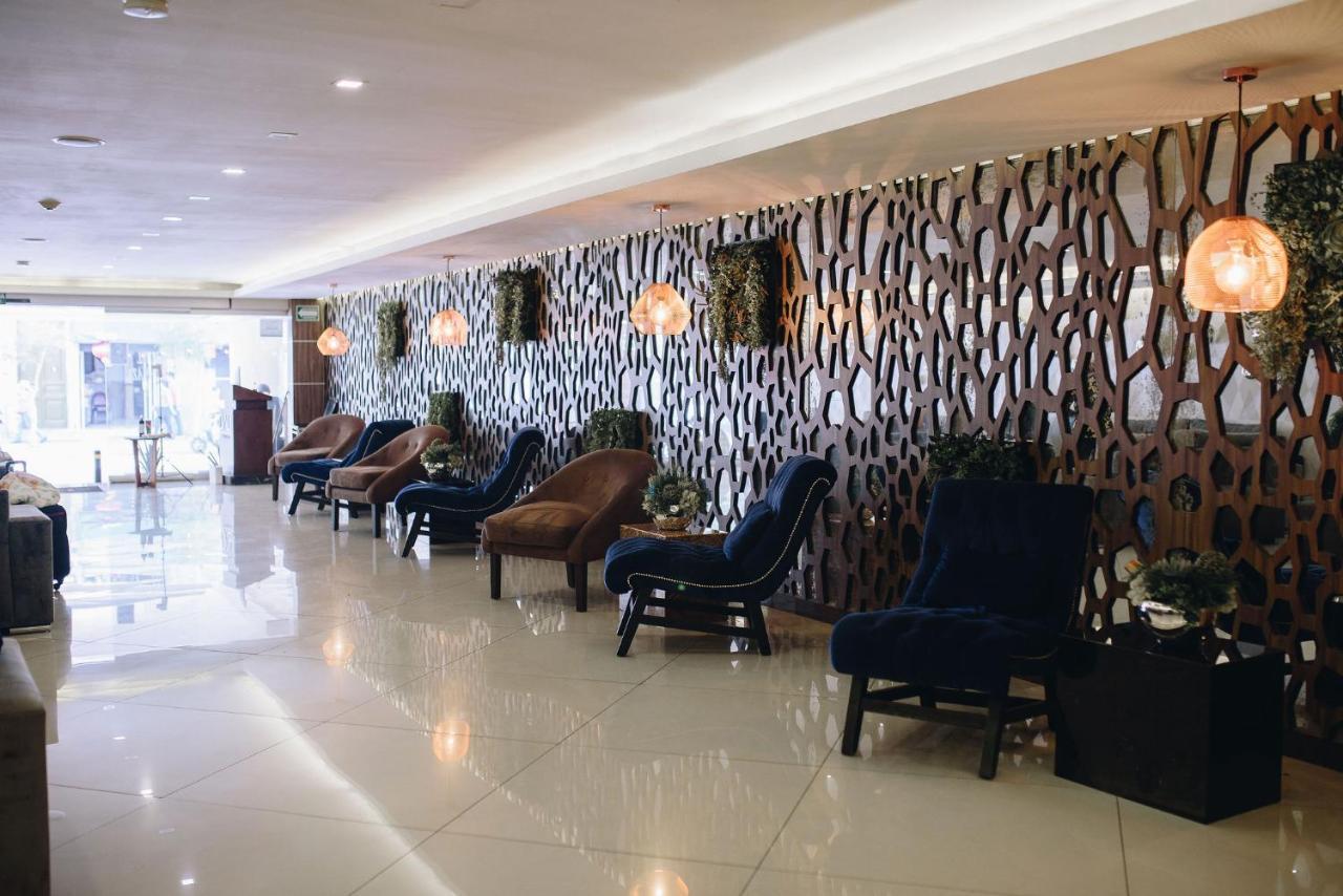 Hotel Dali Plaza Ejecutivo Guadalajara Dış mekan fotoğraf