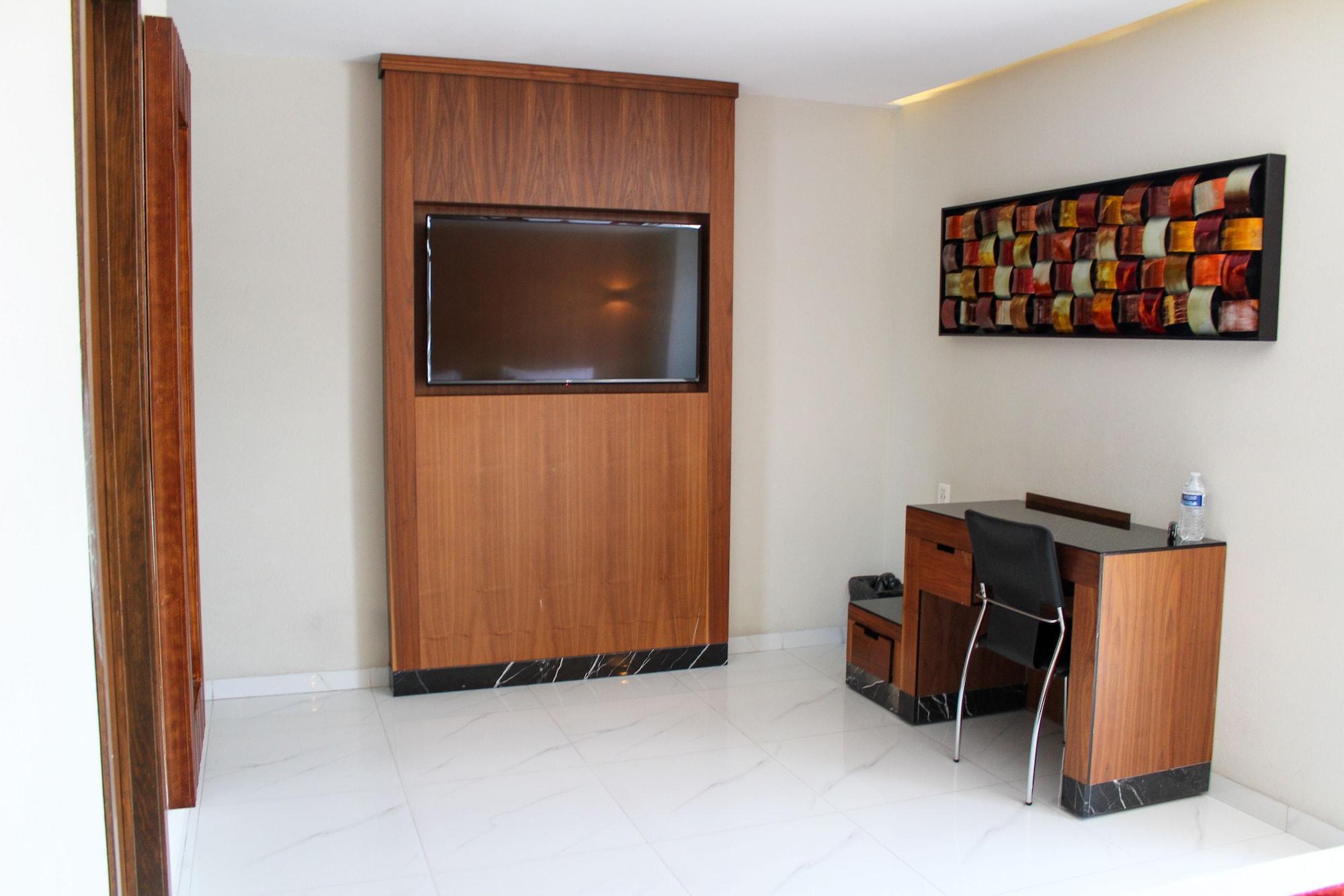 Hotel Dali Plaza Ejecutivo Guadalajara Dış mekan fotoğraf