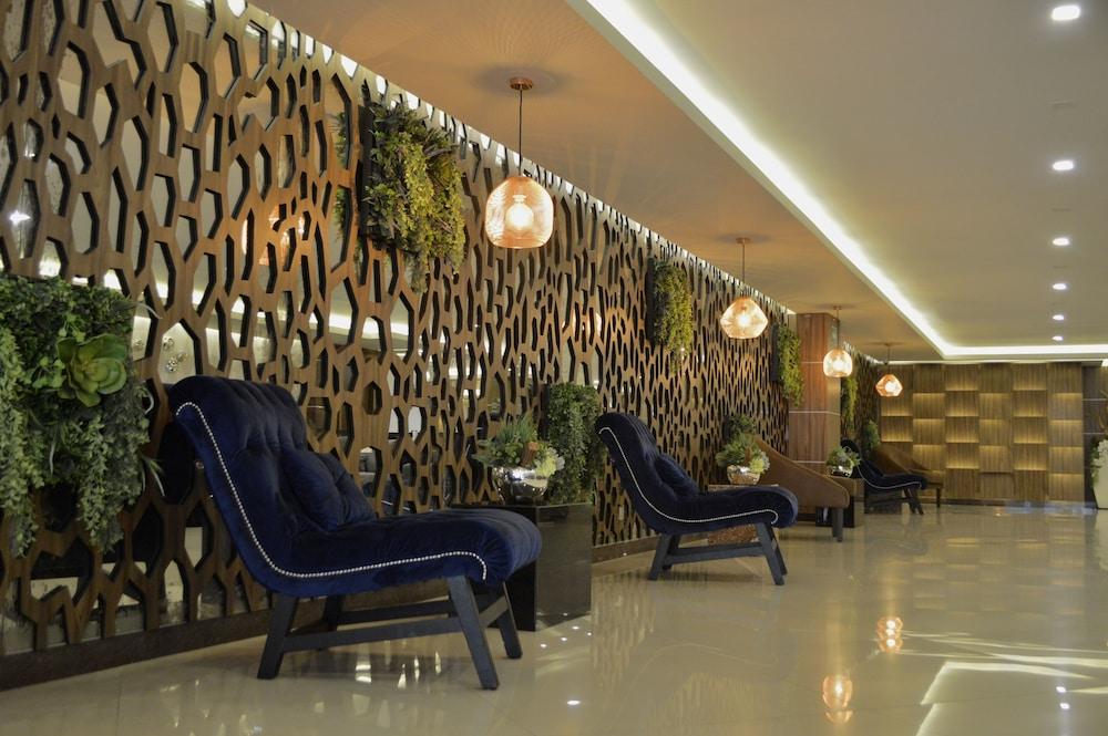 Hotel Dali Plaza Ejecutivo Guadalajara Dış mekan fotoğraf